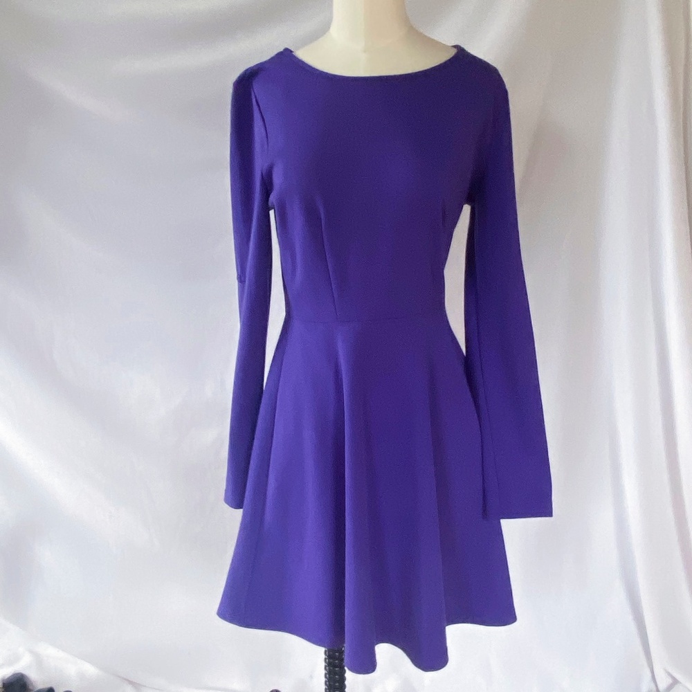 Women's purple dress. Charming Charlie's Size M